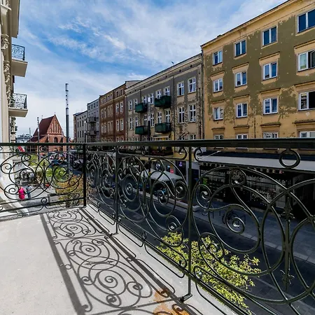 Old Town Bright & Dark 公寓 波兹南