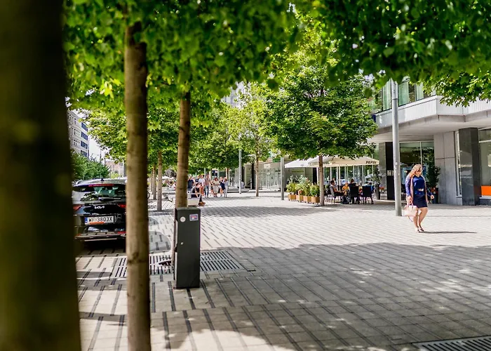 Old Town Bright & Dark 波兹南