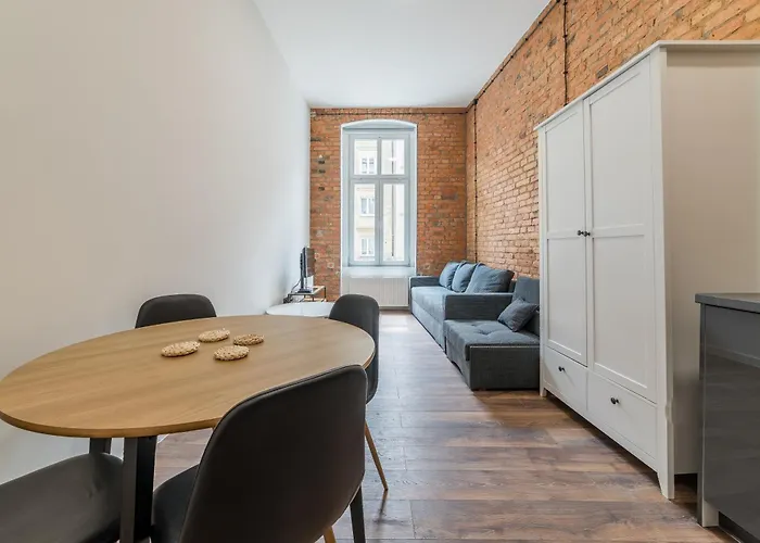 公寓 Old Town Bright & Dark