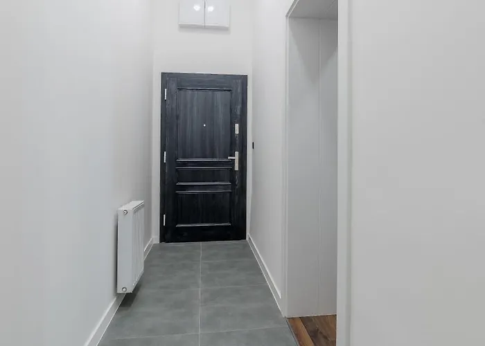 아파트 Old Town Bright & Dark *